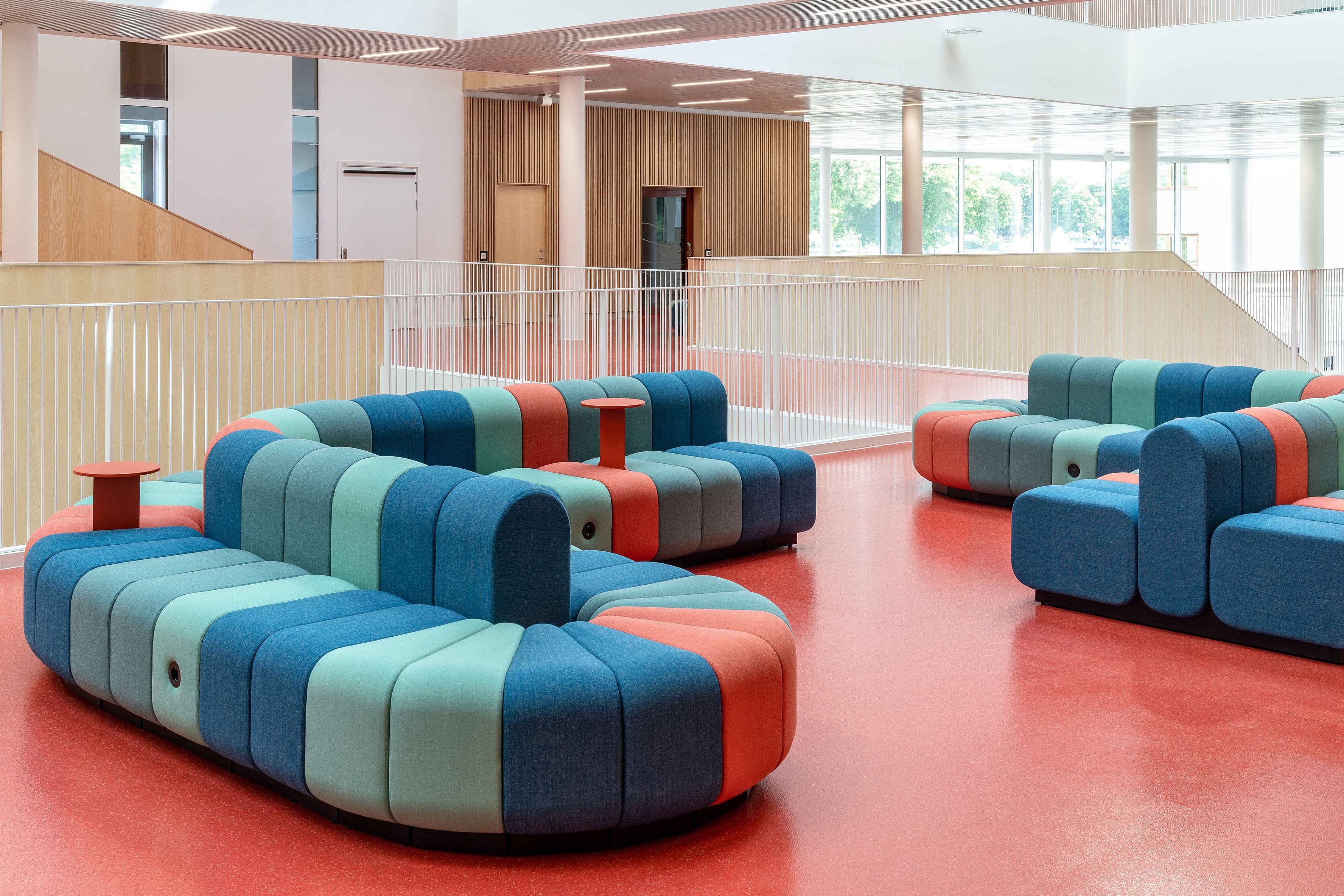 Image of the atrium at Campus Eskilstuna at Mälardalen University.