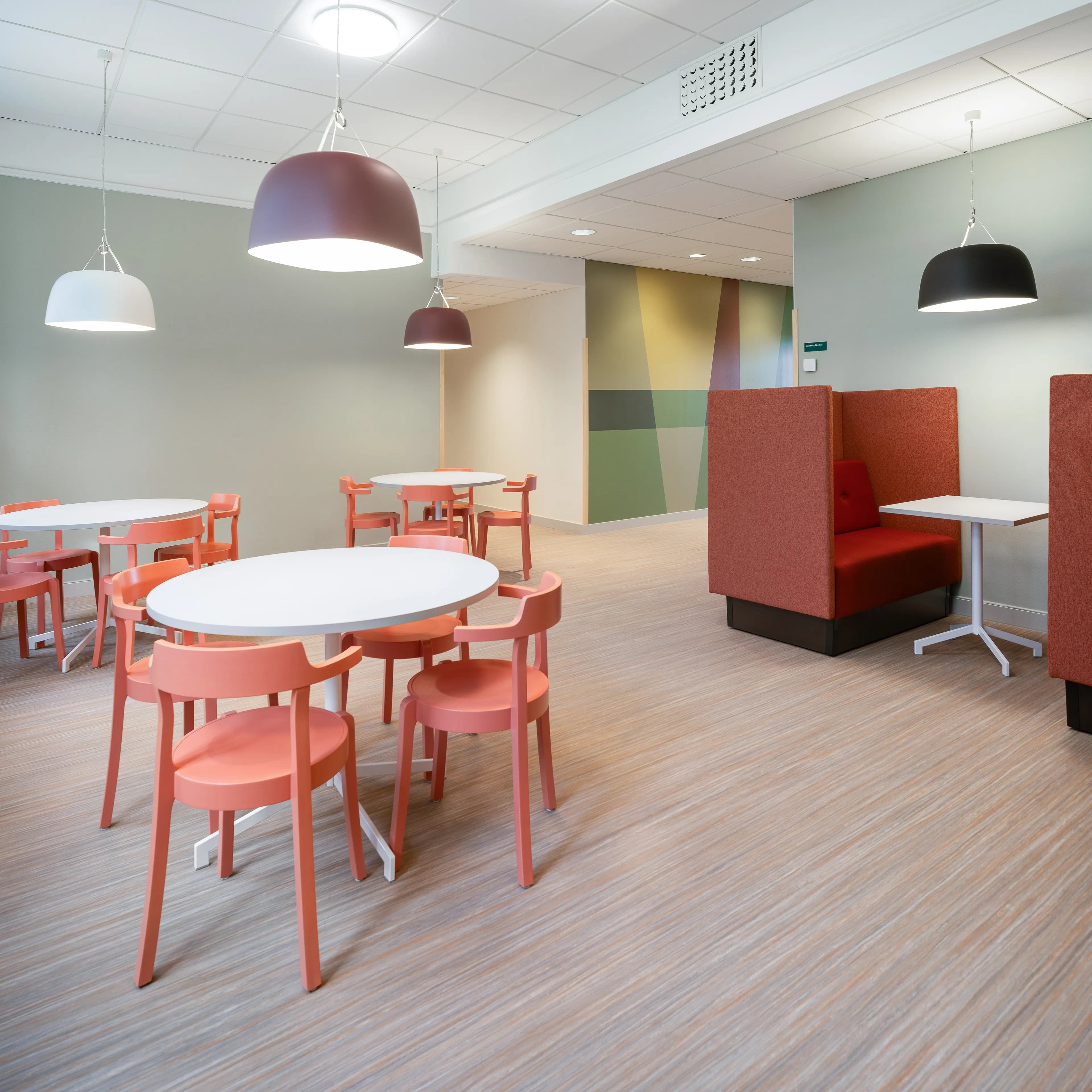 Image of the interior of Lundellska Upper Secondary School in Uppsala.