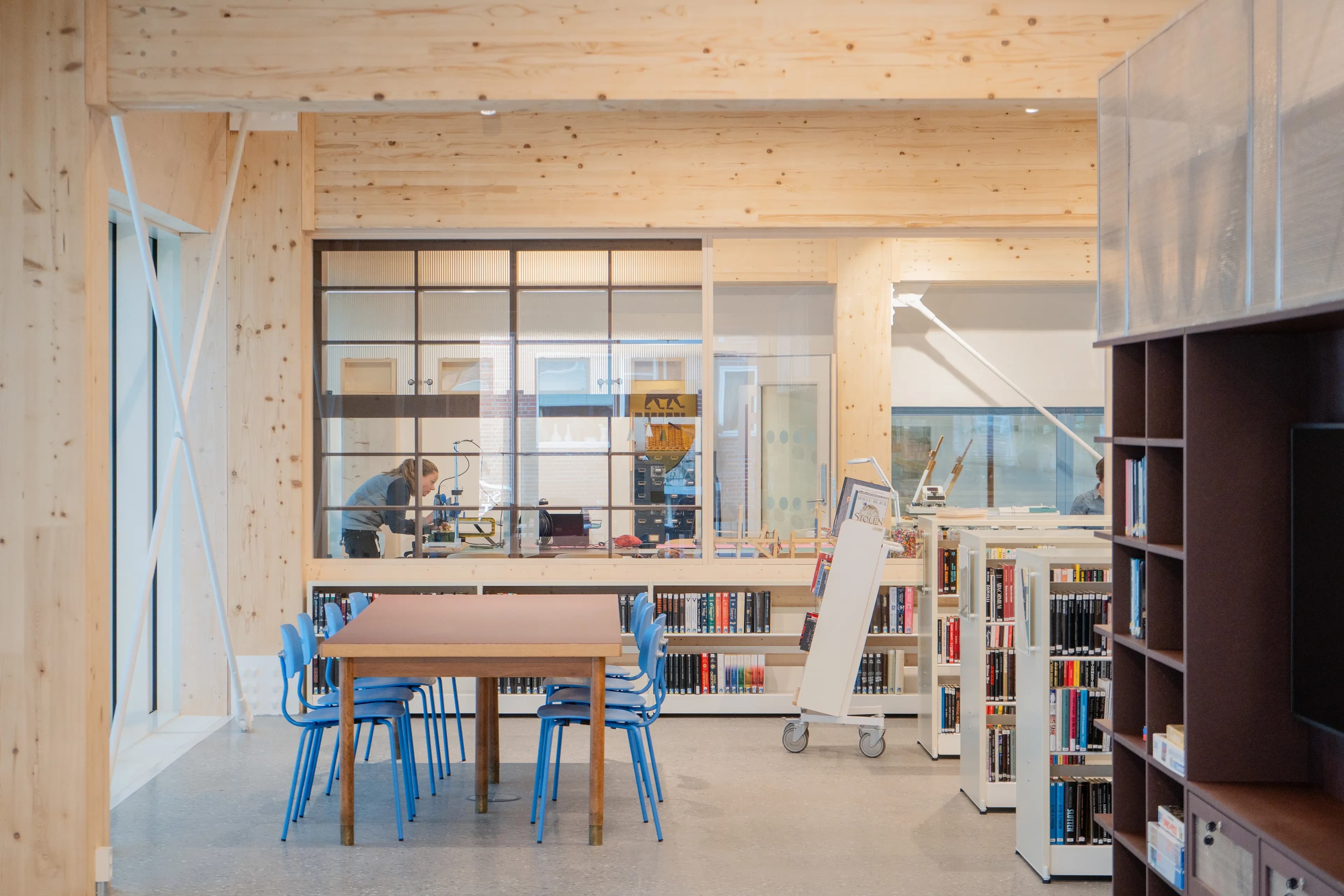 Image of the interior of Sarpsborg Library.