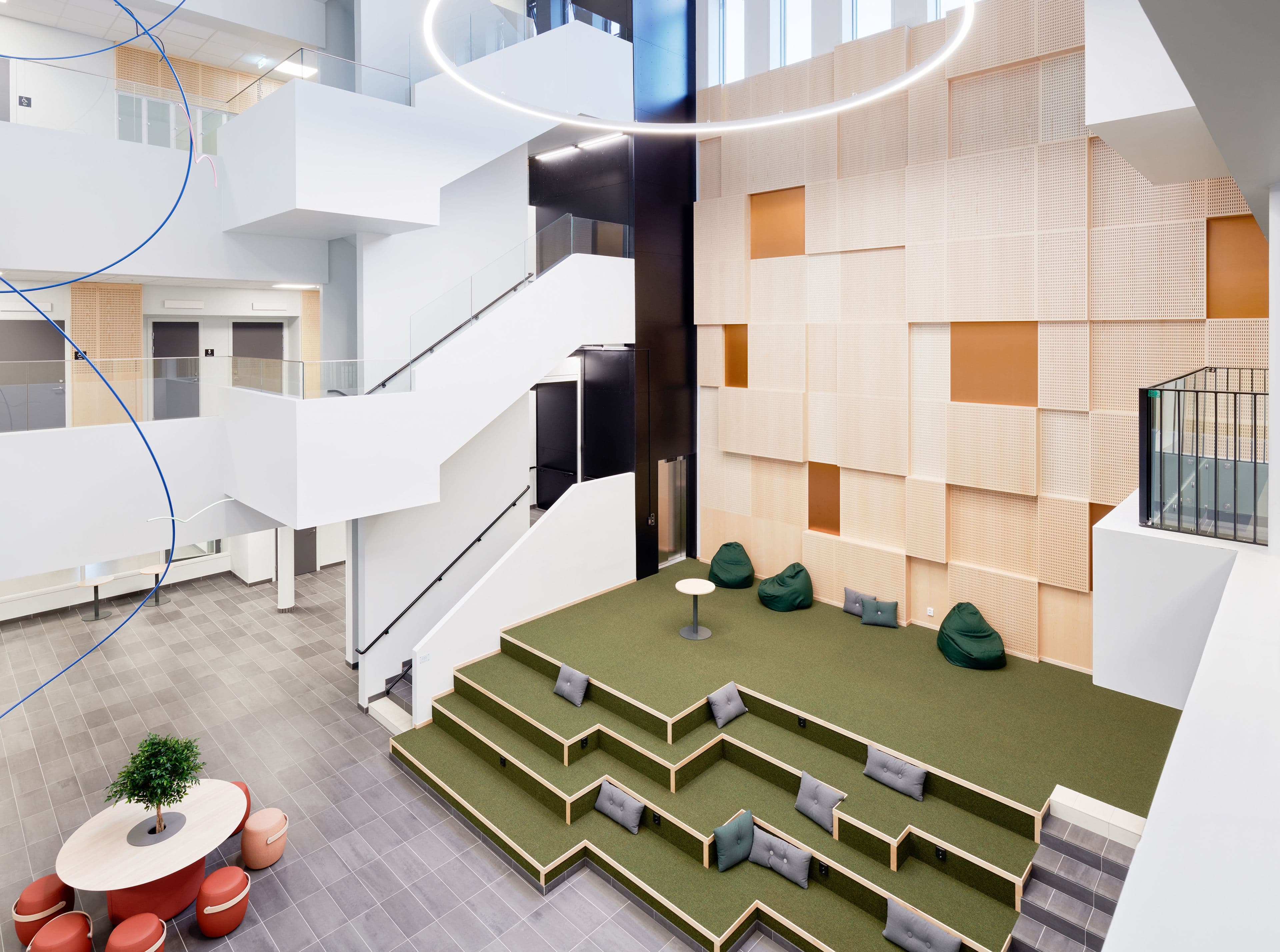 Image of the central square at the heart of Slottsbergs School in Gothenburg.